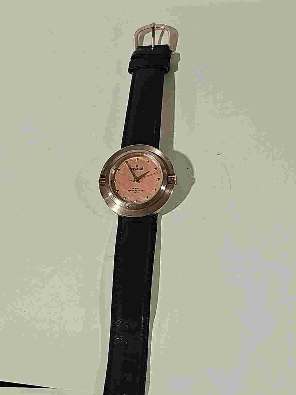 Women visage watch