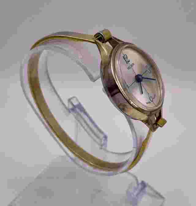 Nelson Vintage Swiss Women's Hand Winding Analog Dress Watch - Runs Perfectly