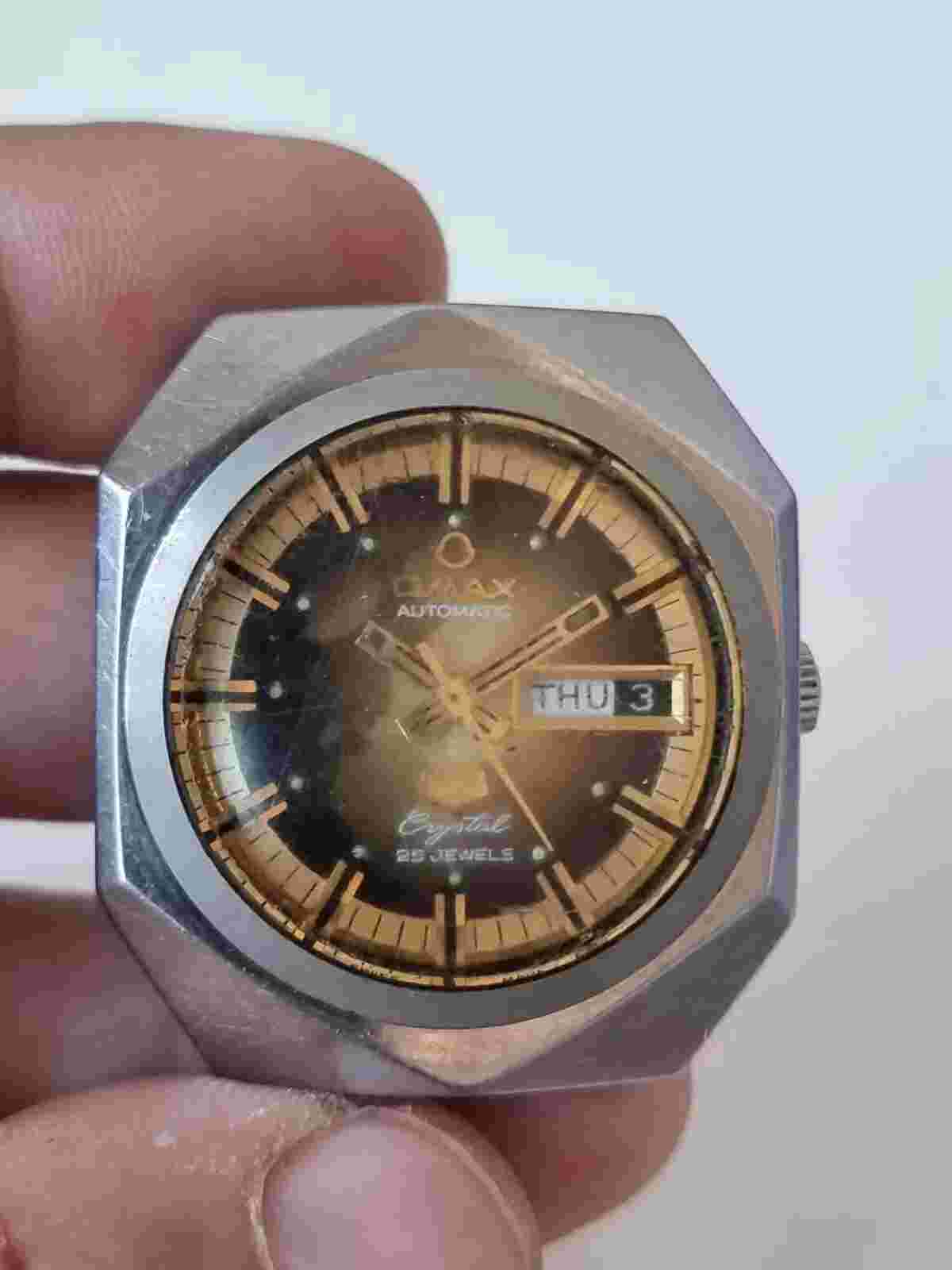 Omax Crystal 7 Automatic Watch  25 Jewels Day-Data