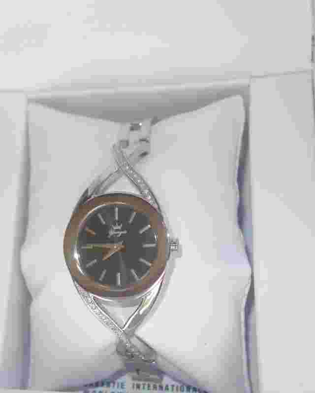 Yonger and Bresson Women's DMC 1498/01 Round Black Dial Steel Crystal Watch new
