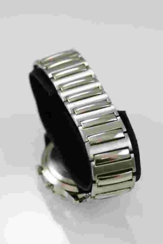 Sierra Club Men Watch Silver Stainless St Stretch Alarm Chron Date White Quartz