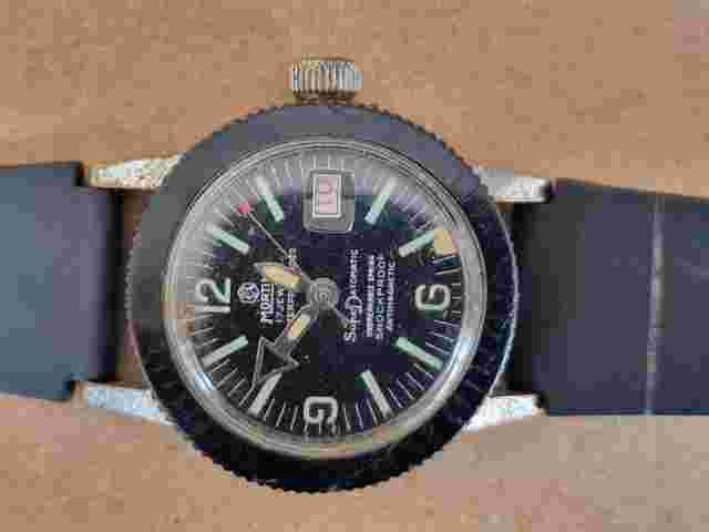 mortima divers super Datomatic ladies Manuel watch.