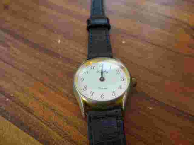 **LADIES BLACK LEATHER APOLLO WATCH**