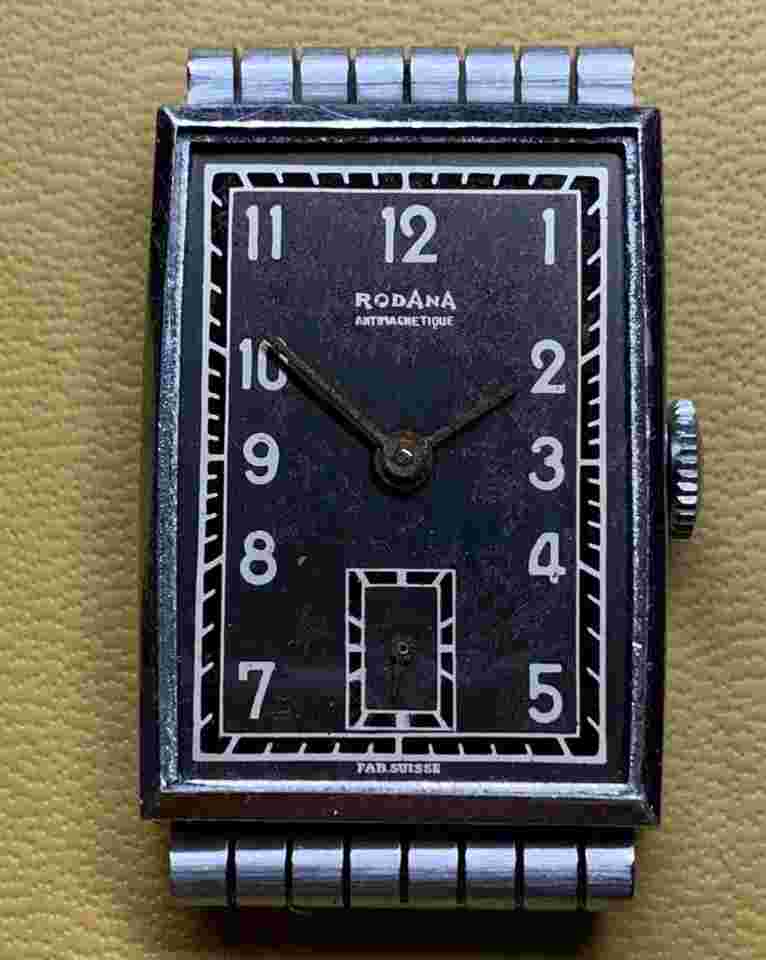 Vintage 1940's Rodana Manual Wind Tank Watch. Funcy Lugs Case. Working