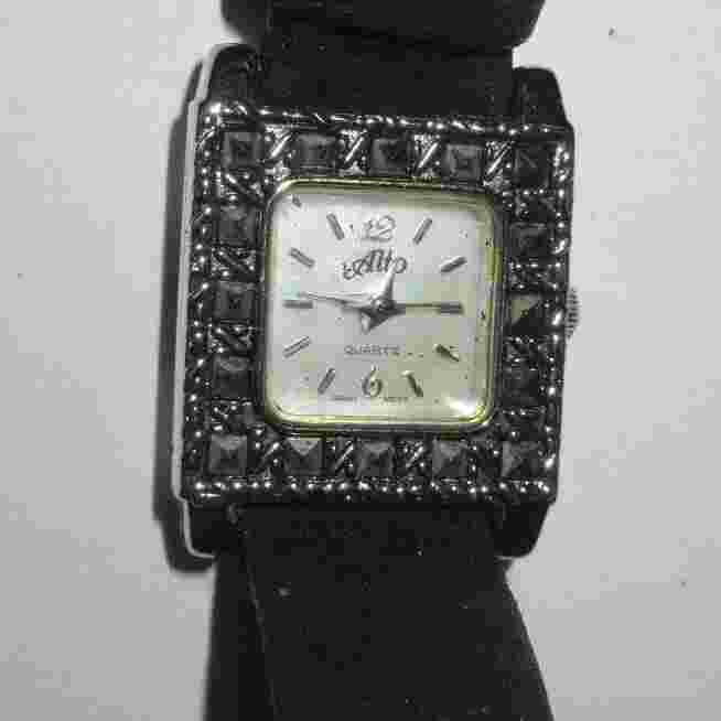 ALTO  Watch      (BIN  D).