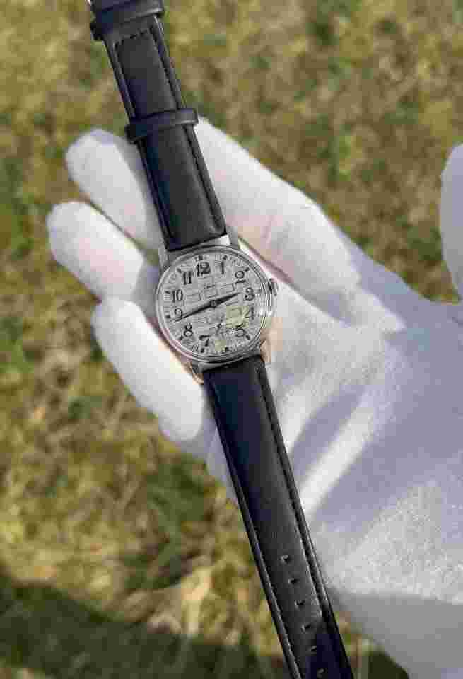 Vintage Watch ZIM Beautiful Soviet Made USSR Retro Mechanical Wristwatch 1970s
