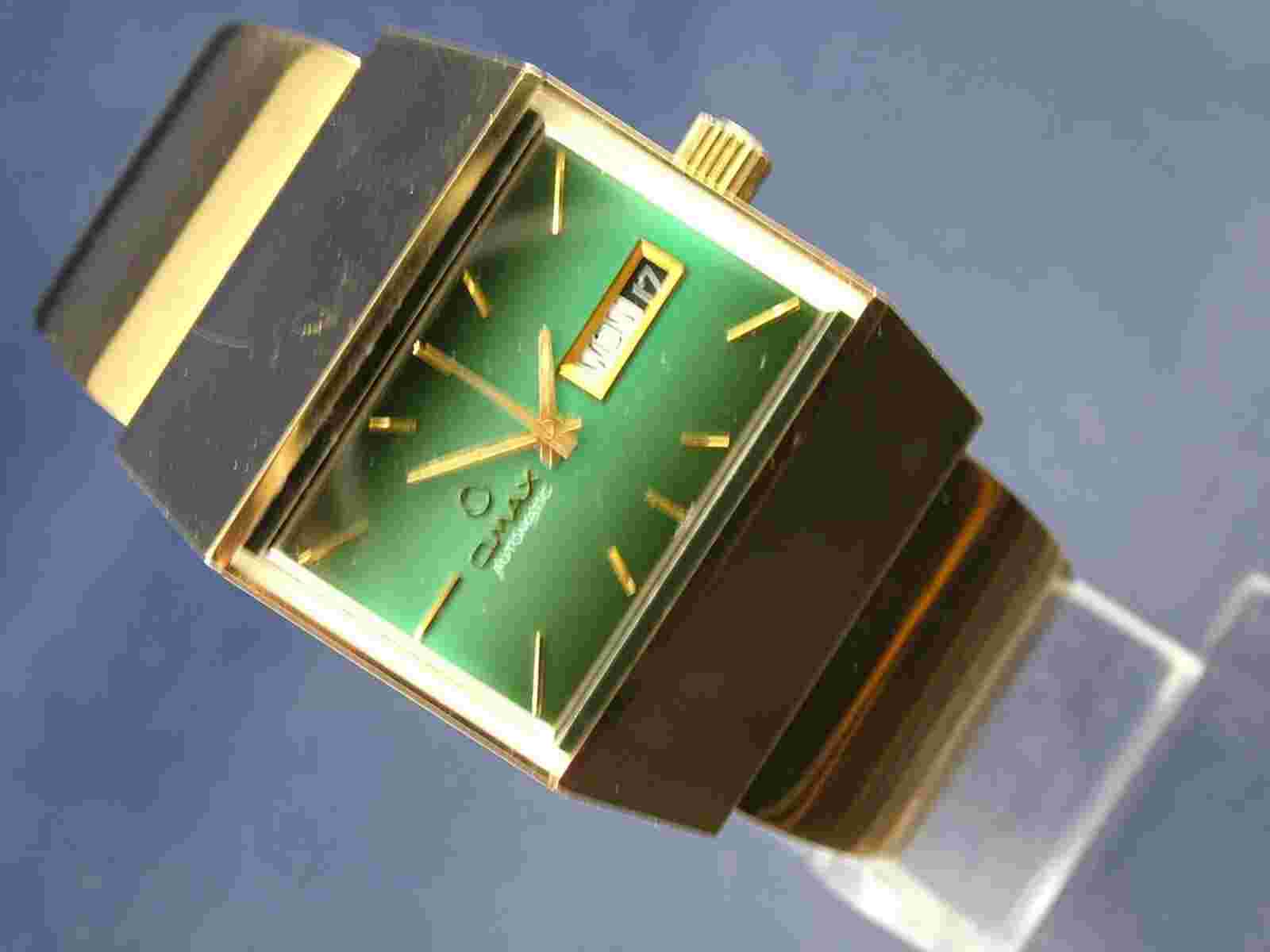 Omax Automatic Swiss Watch Skin Diver Vintage 1970s NOS New Old Cal AS 2066