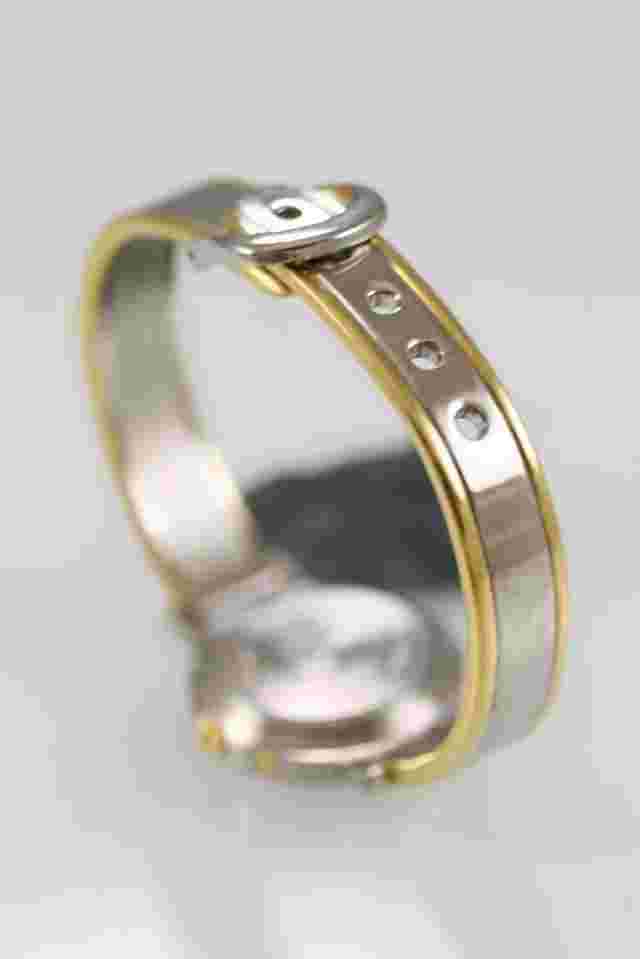 Cache Watch Women Silver Gold Stainless Steel Water Resist Battery White Quartz