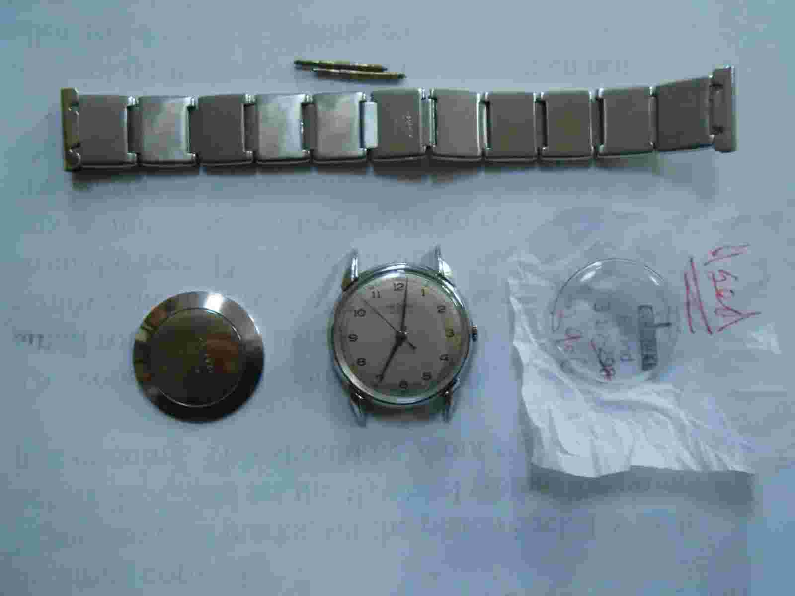 Medana Antimagnetic Wristwatch with period expanding strap. New Crystal, running