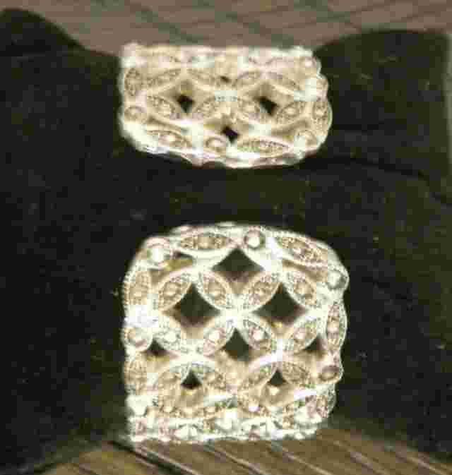 Massini Women's Vintage Watch Silver-Tone Tiny Stones Embossed Bracelet