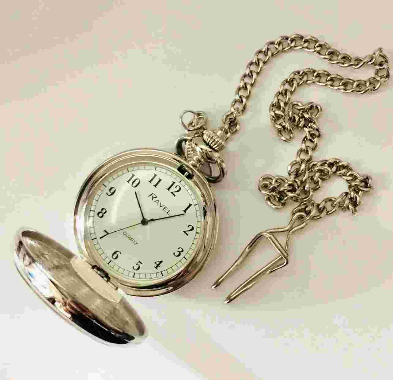 BRAND NEW  Chrome Plated BATTLE OF BRITAIN SPITFIRE Quartz Pocket Watch sku 23