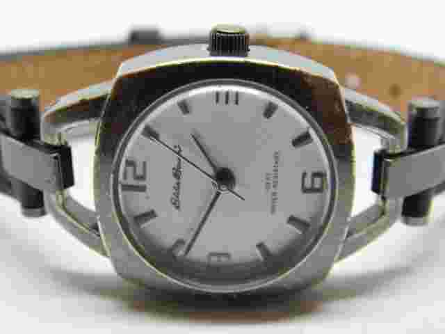 Eddie Bauer V8V1S1 Genuine Leather Quartz Analog Women's Watch New Battery