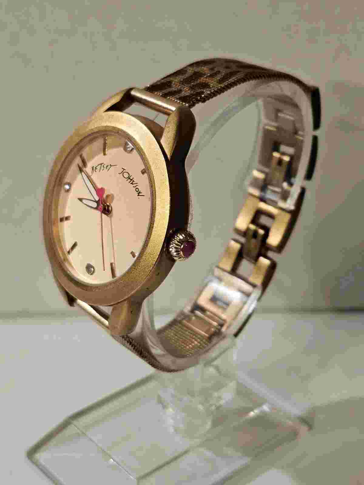 Betsey Johnson BJ00405-03 Champagne Dial With Leopard Bracelet Ladies Watch