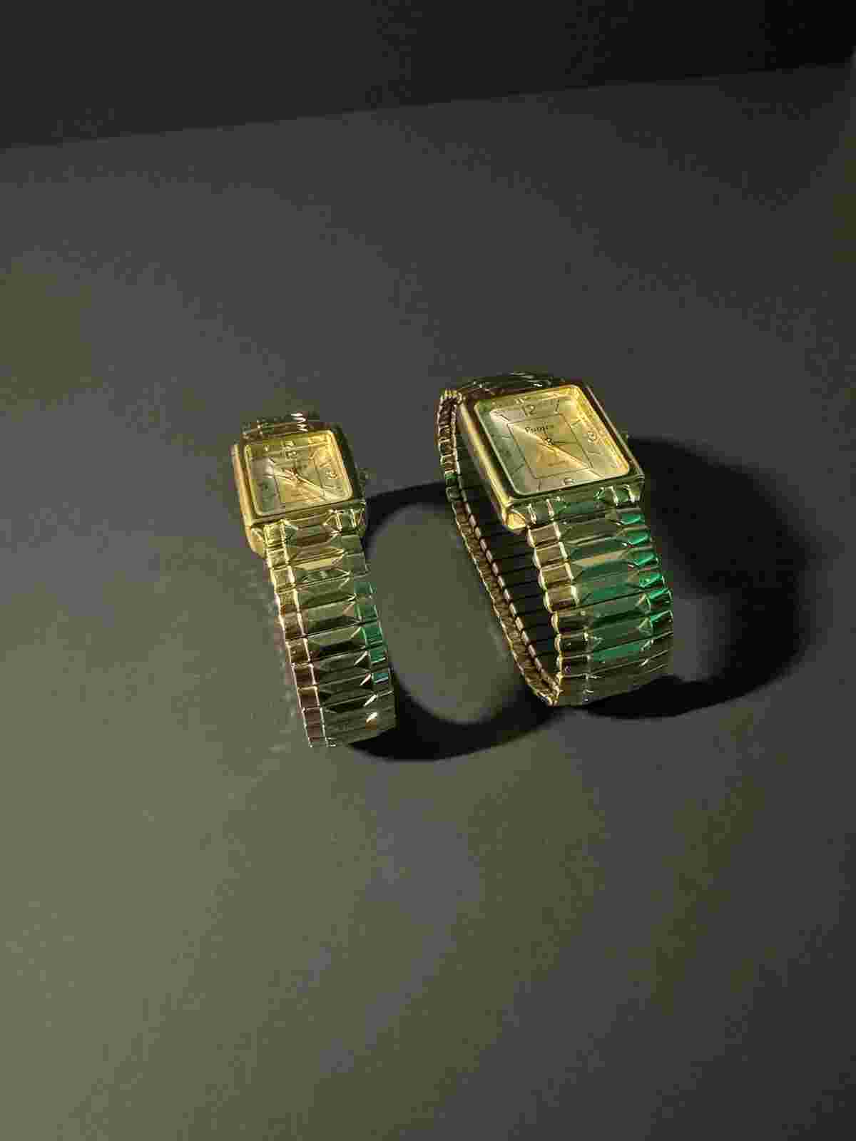 Gold Futura Watch Set