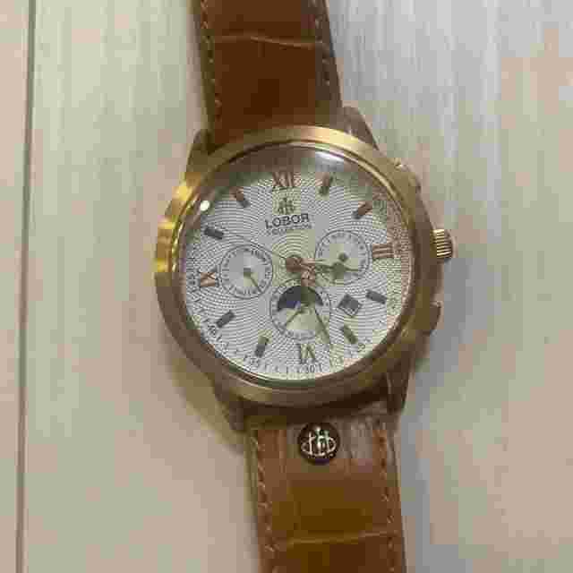 Lobor Gold Case Watch