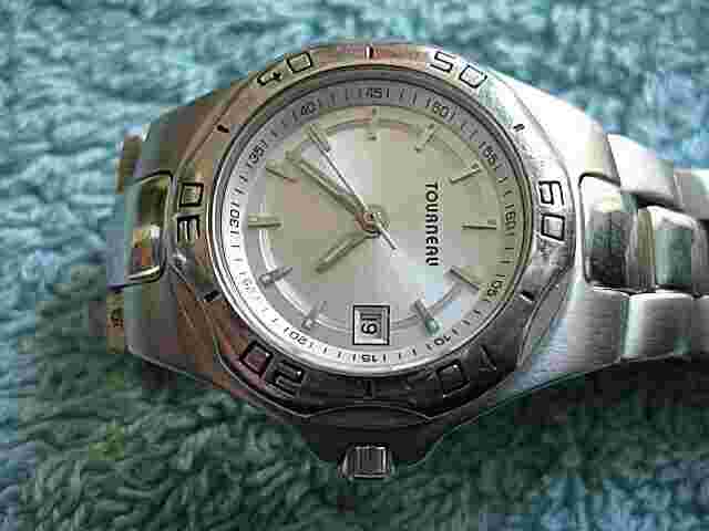 TOURNERU GAP INC. 10 YEARS OF SERVICE SILVER TONE LADIES WATCH