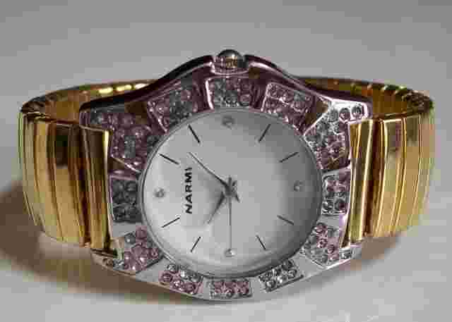 Women's stretch band silver & gold finish clear & hematite black stone watch