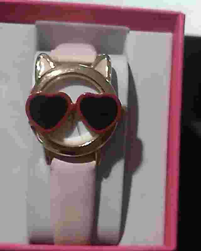 No Boundaries Cat Heart Sunglasses Watch Pink