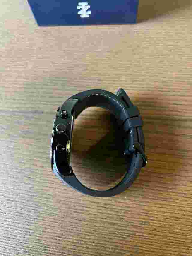 Izod Mens Black Round Face Stainless Steel Watch Rubbing Strap