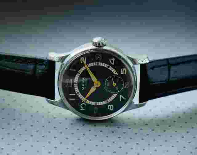 Mayak Majak Watch USSR 1MChZ Vintage Soviet wristwatch