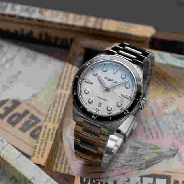 Proxima PX1697 200m Diver Auto Watch BGW9 Luminous Enamel Dial And Hands PT5000