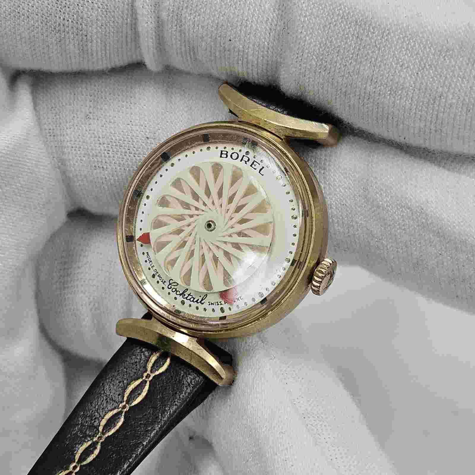 Vintage Borel Coktail Women's Watch Synchron 26 Swiss 17 Jewel Working Gold Tone