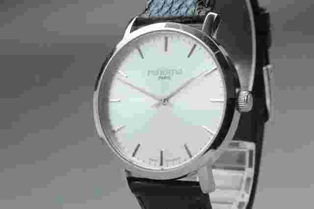 [N MINT] RENOMA Silver Dial RN-5007M Qz New Strap Vintage Watch Men From JAPAN