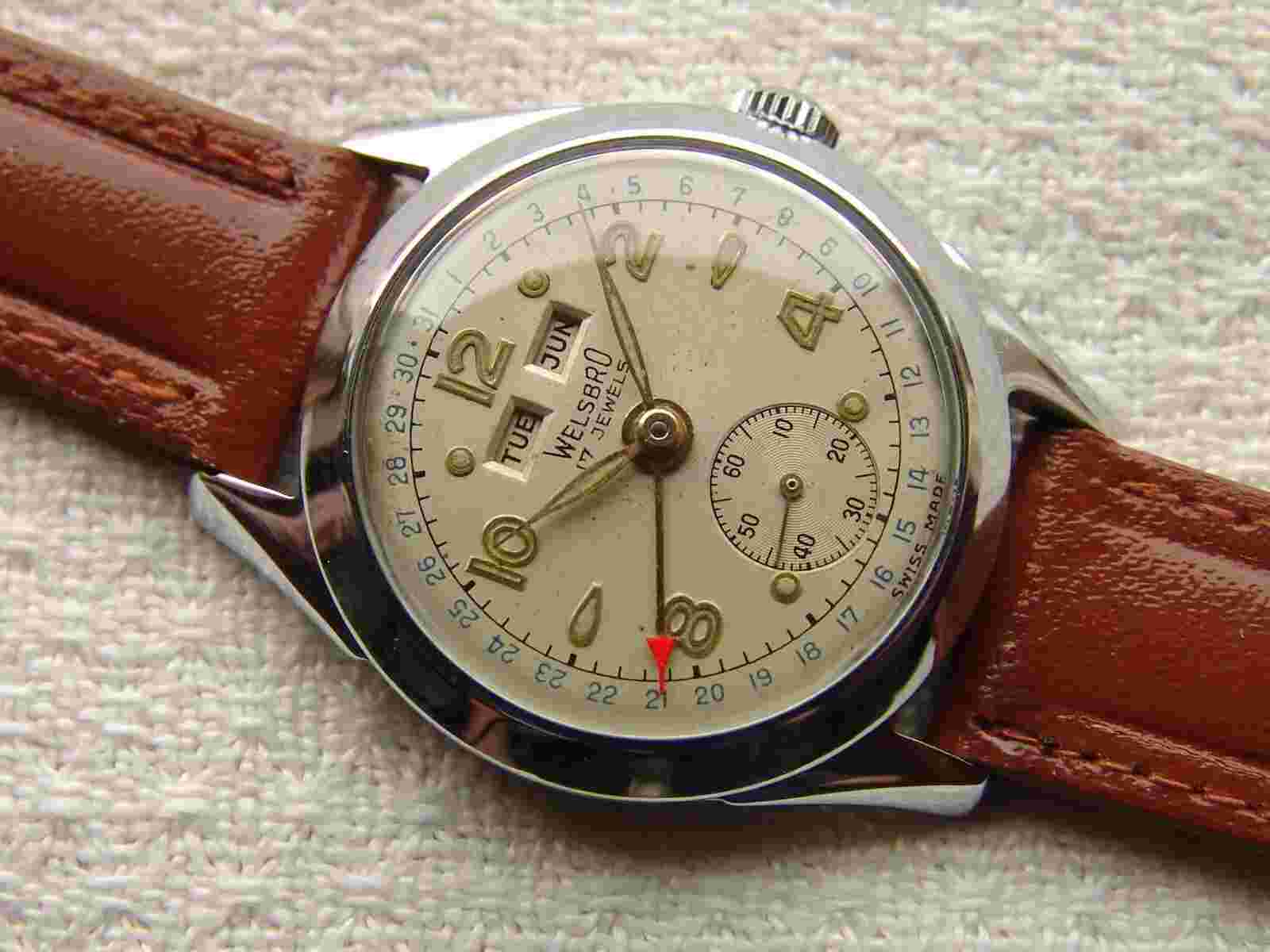 Men's WWII era vintage ALSTA Triple Date good condition military style watch