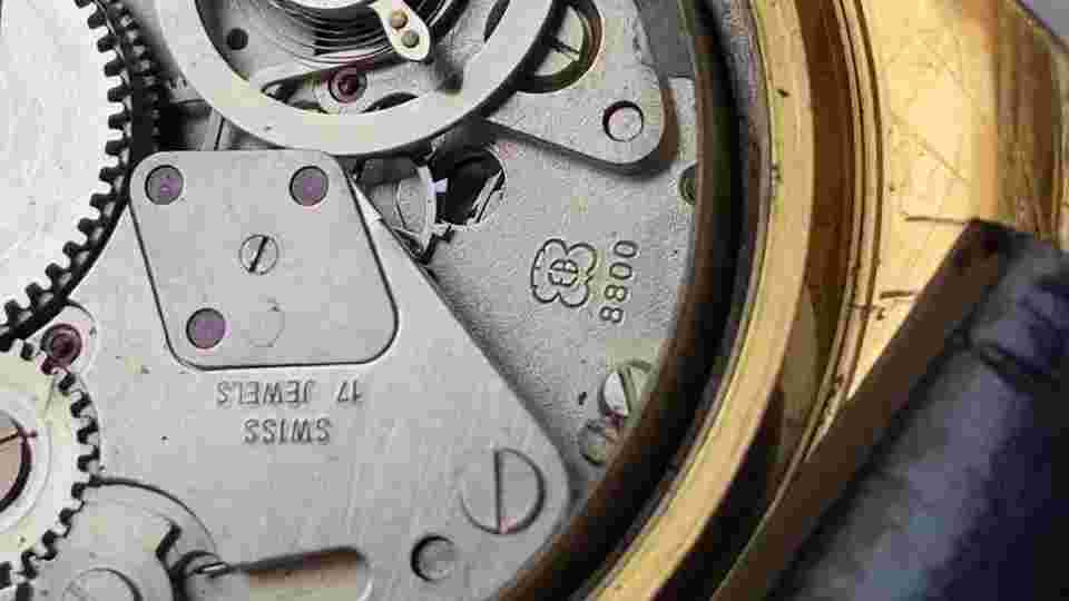 Vintage RARE Men WIRST WATCH CRONEL 17 JEWELS AU G CAL EB 8800 RRR TOP