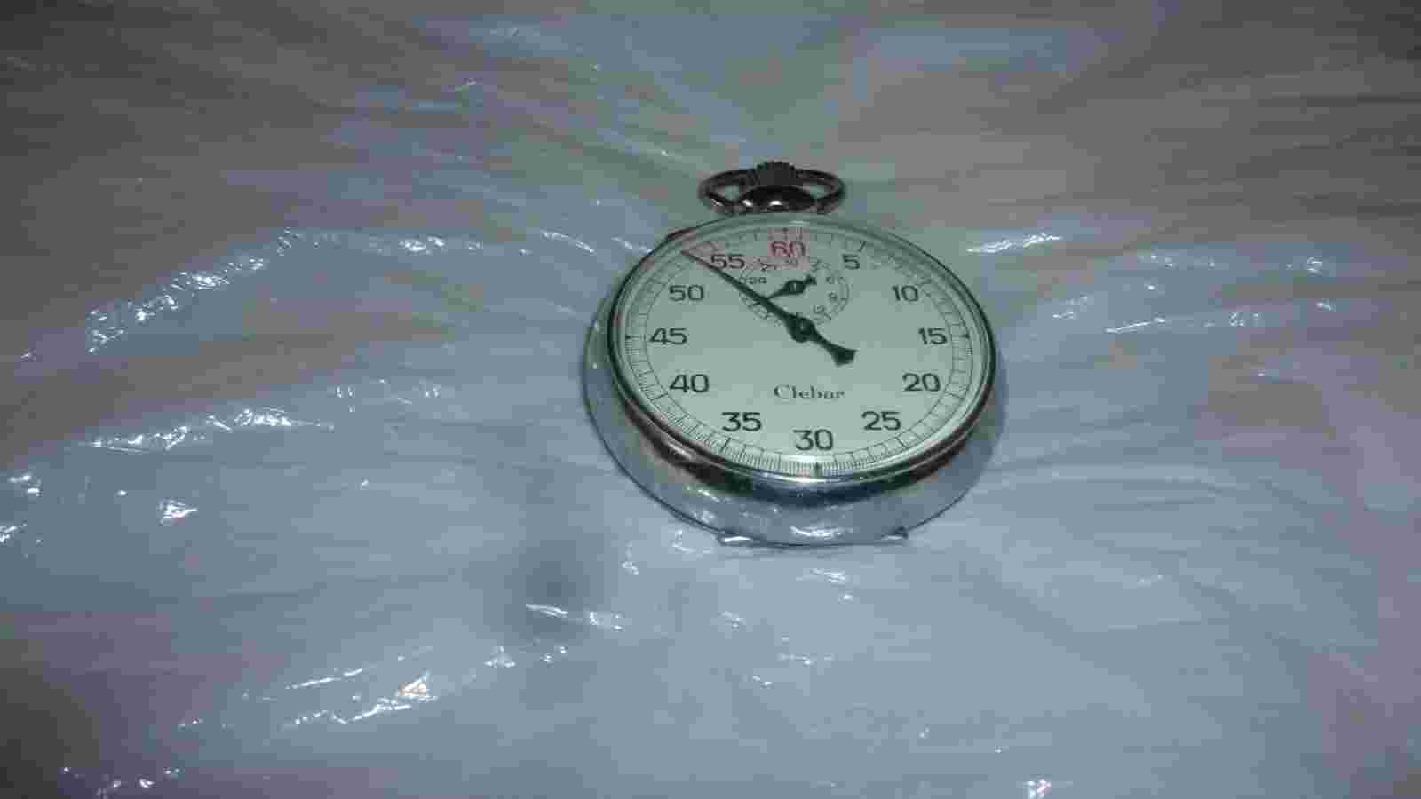 VINTAGE CLEBAR STOP WATCH VERY NICE