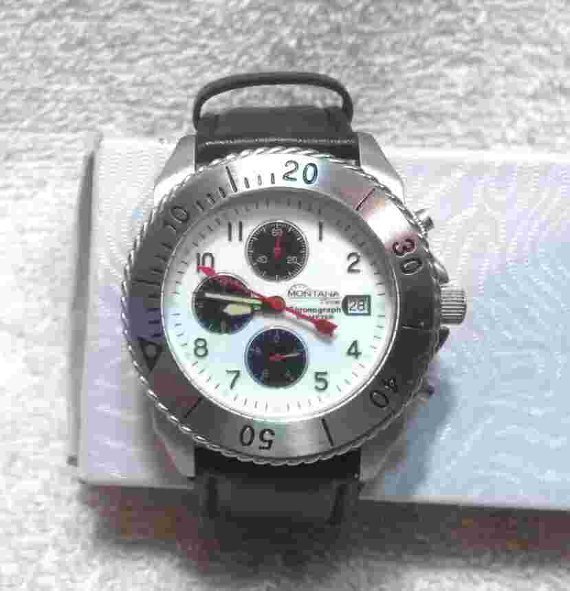 Montana Silversmiths Watch Men Chronograph MT740 Rot Bez New Bat Works Read