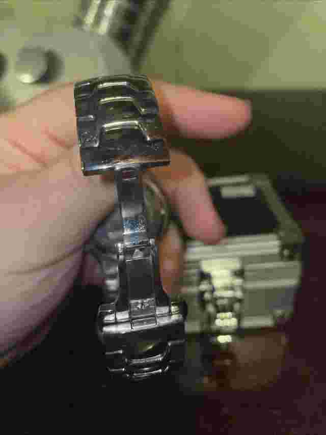 logo art Blackhawk Watch