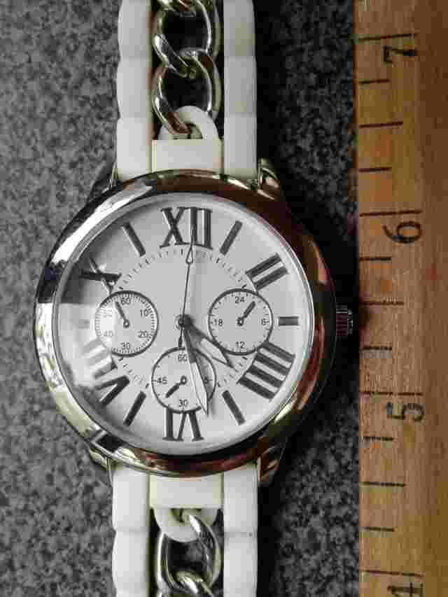 Darice Silver Tone White Silicone Band Watch with  NEW BATTERY