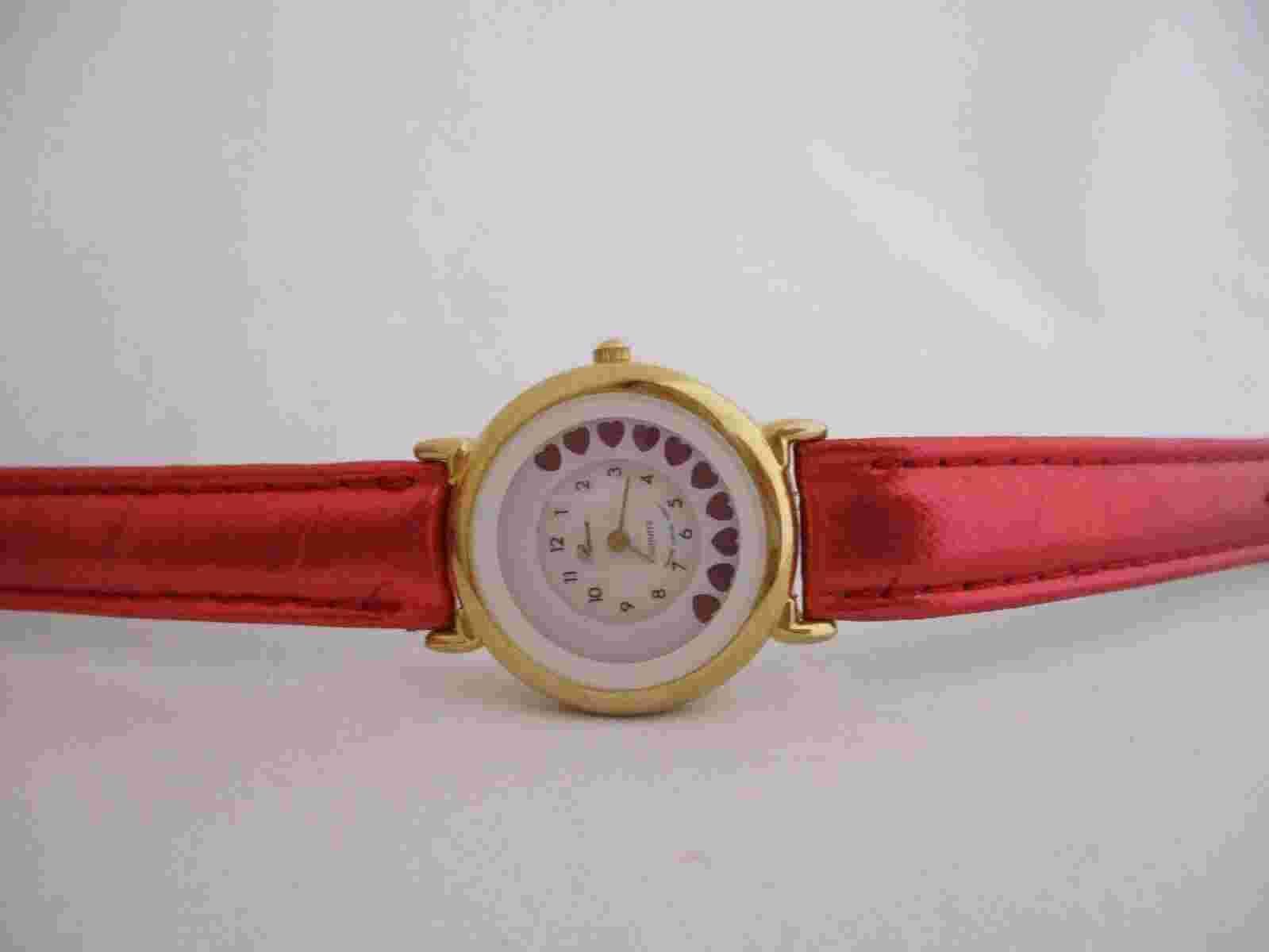 Ronica Women's Red Buckle Band Analog Watch Hearts Valentine
