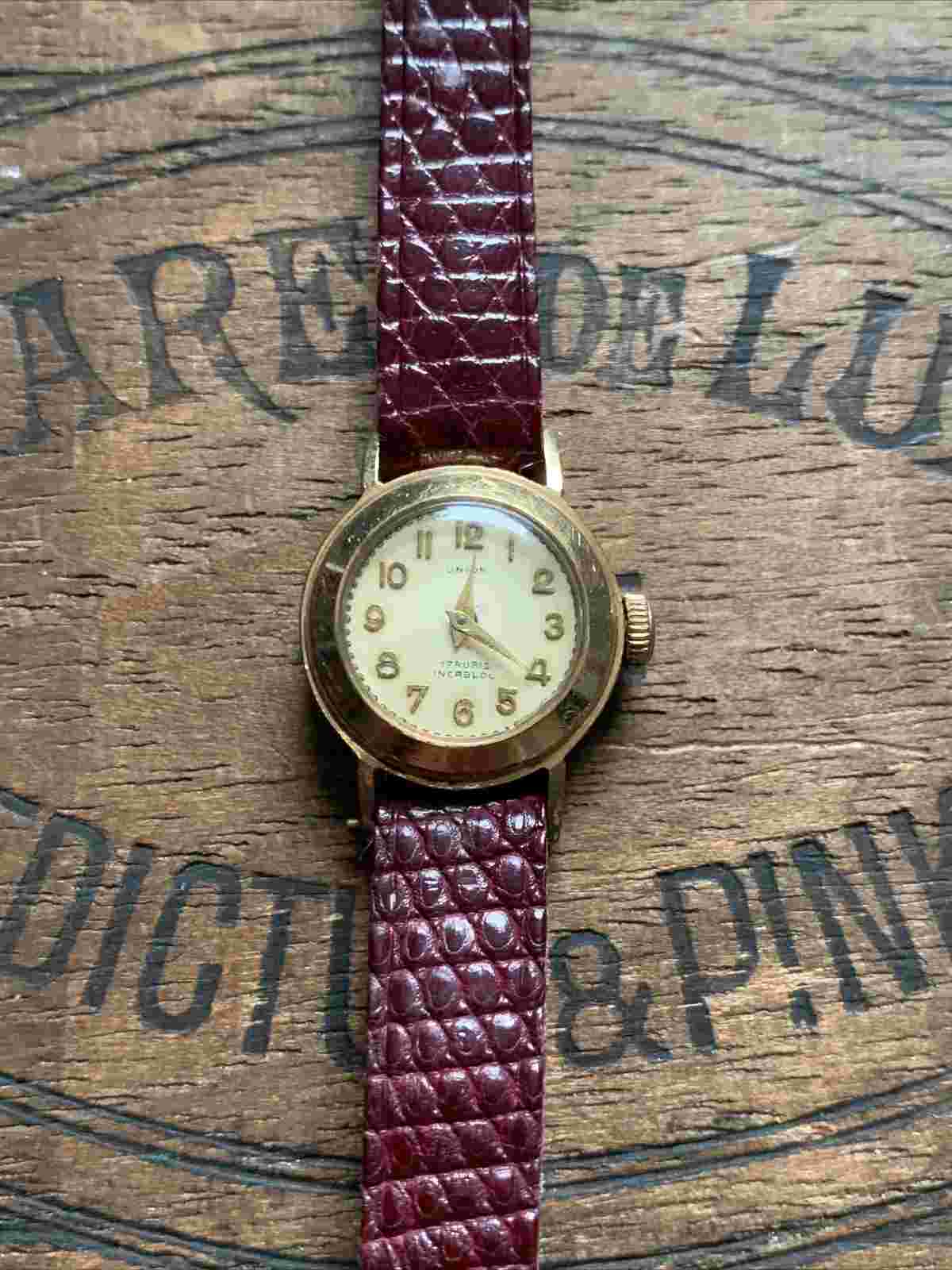 Vintage UNION Art Deco Mechanical 17 Jewels  Ladies Watch