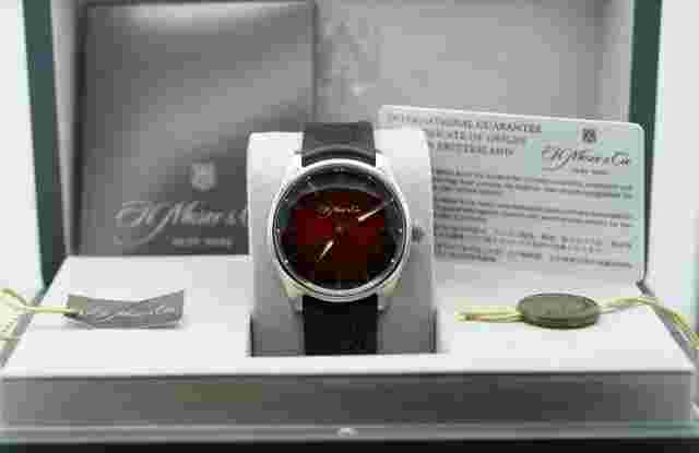 H. Moser & Cie PIONEER CENTRE SECONDS MAD RED DIAL 2023 BOXES PAPERS