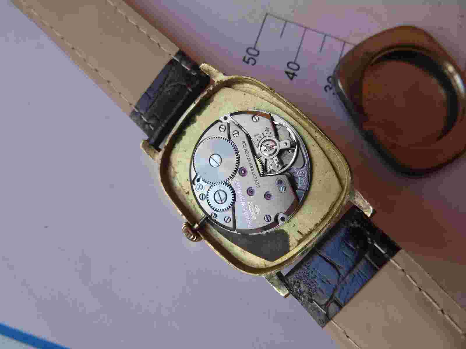 Old VINTAGE SWISS MODEL collectors PROVITA WATCHKORP  WATCH
