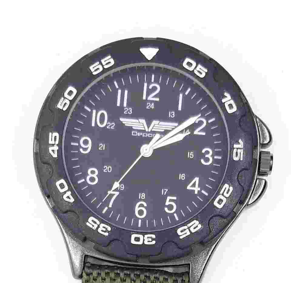 Deporte Black Carbiner Clip-on Sport Watch With Green Nylon Fob