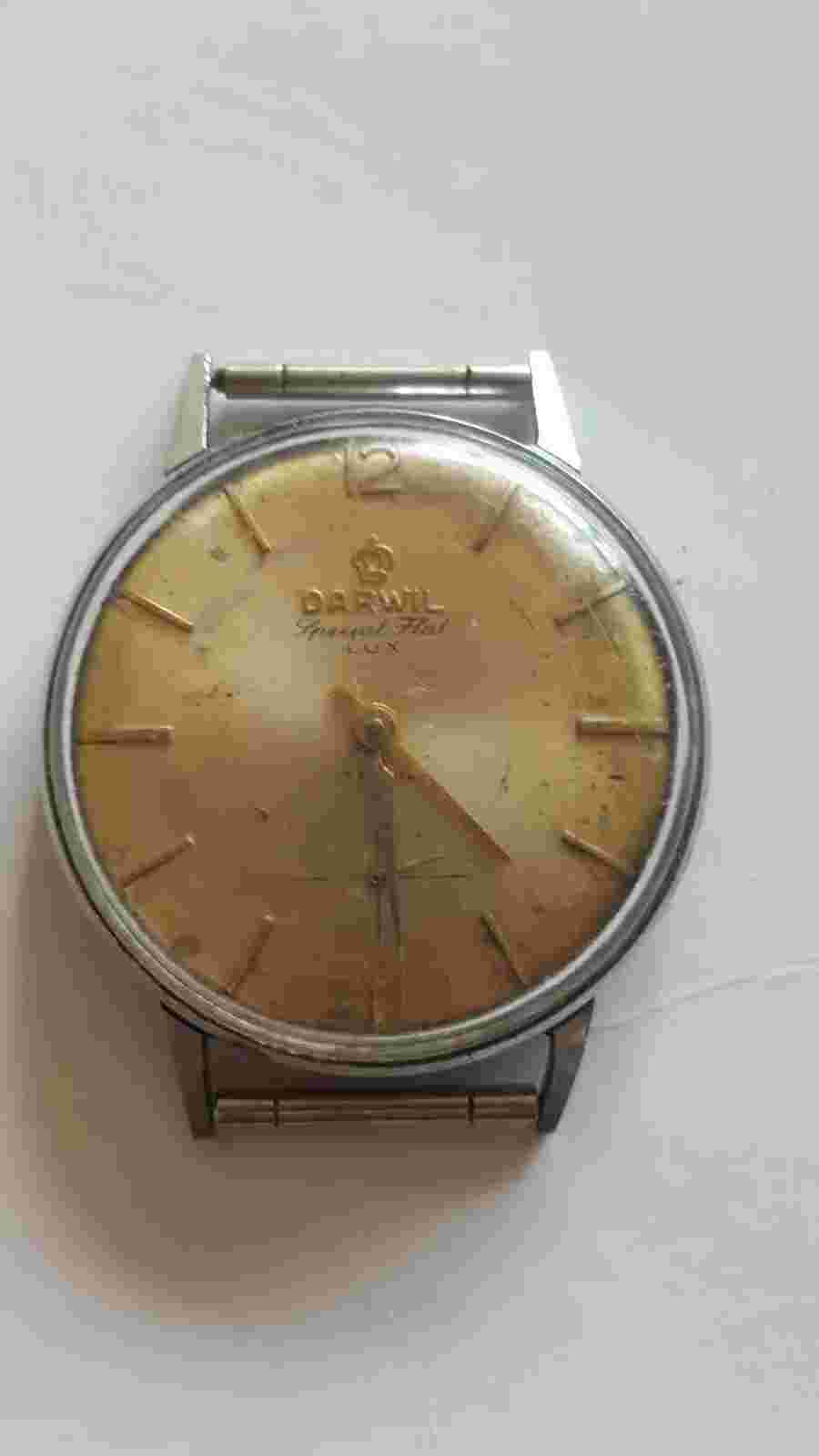 VINTAGE swiss made DARWIL Special flat LUX big mvt watch 17 rubis jewels ! 7018