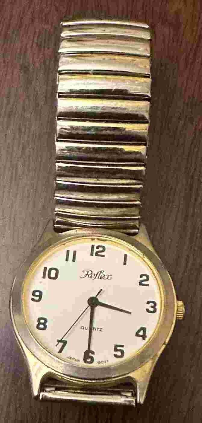 Vintage Reflex Quartz Watch With Stretchy Metal Strap (t)