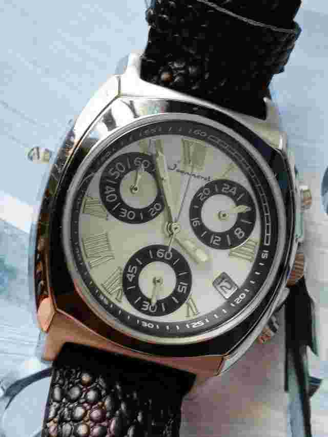 Rare Jeanneret J1541-475 Chronograph Quartz MoP Wrist Watch