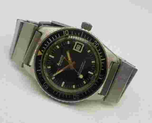 RARE VINTAGE 60'S ACCURIST DIVER BLACK DIAL DATE AUTOMATIC MAN'S WATCH / S018