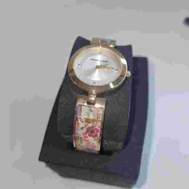 Christian Lacroix Gold & Floral Ladies Wrist Watch New Old Stock N°8010103