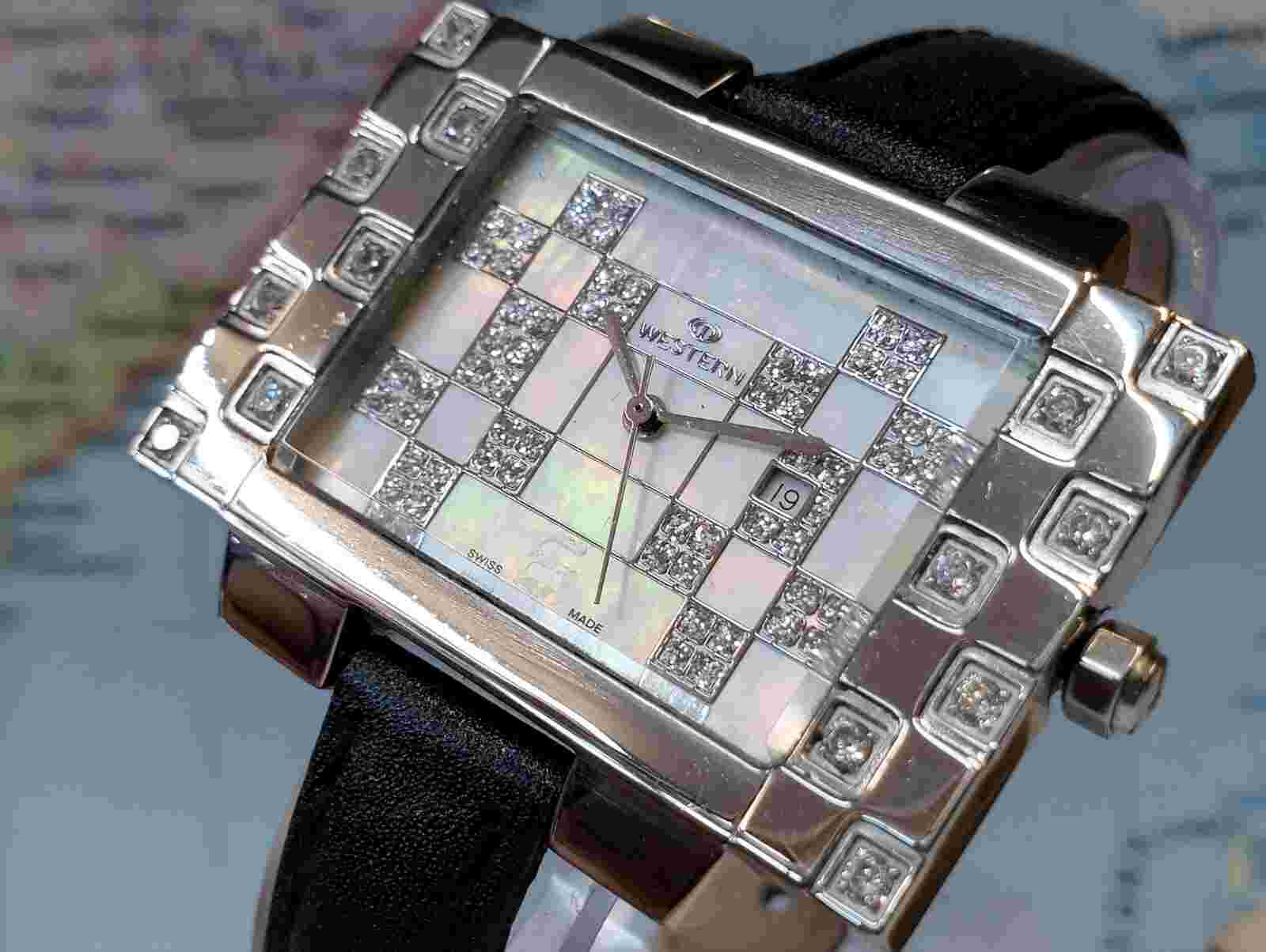 ORIGINAL WESTERN QUARTZ MOTHER OF PEARL DIAL 7303-0906 SWISS WOMEN FULL WORKING