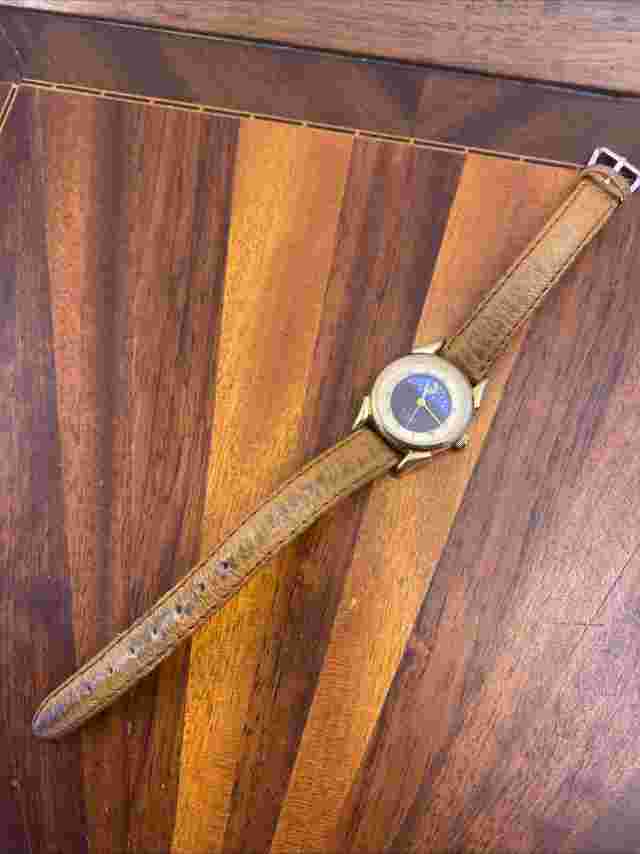 Vintage ARMITRON Women’s Watch Moon Phase Quartz 24mm Gold Tone - New Battery