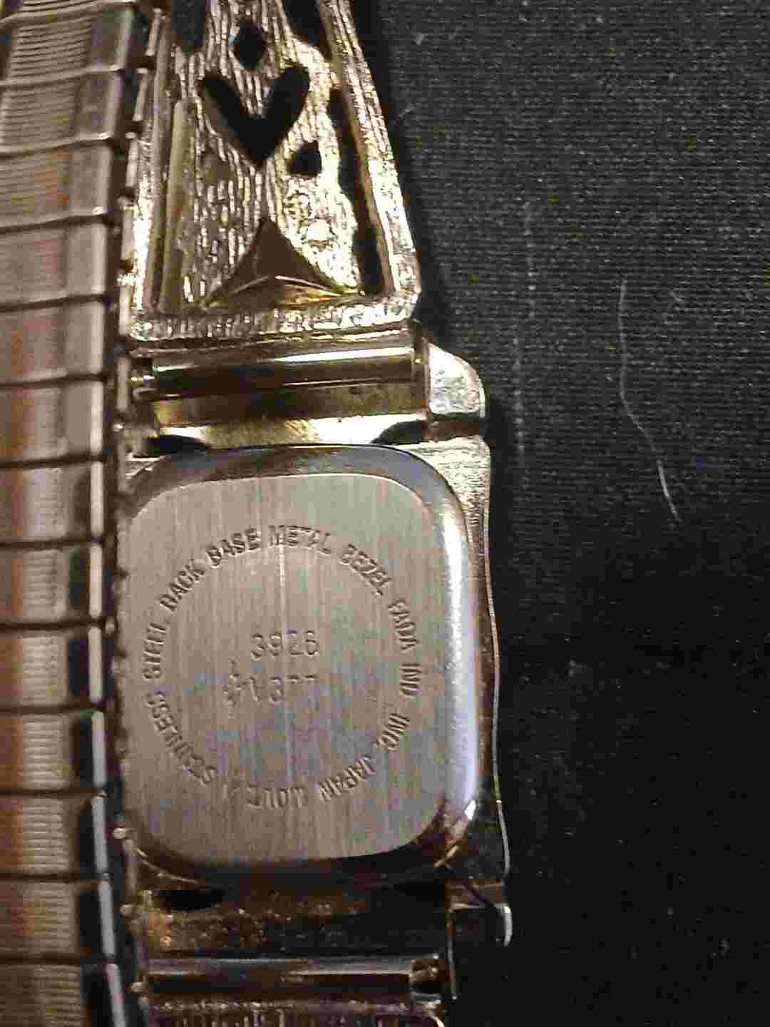 Willows Bay Women's Watch unique Bracelet 3926 V377 Quartz Works New Battery