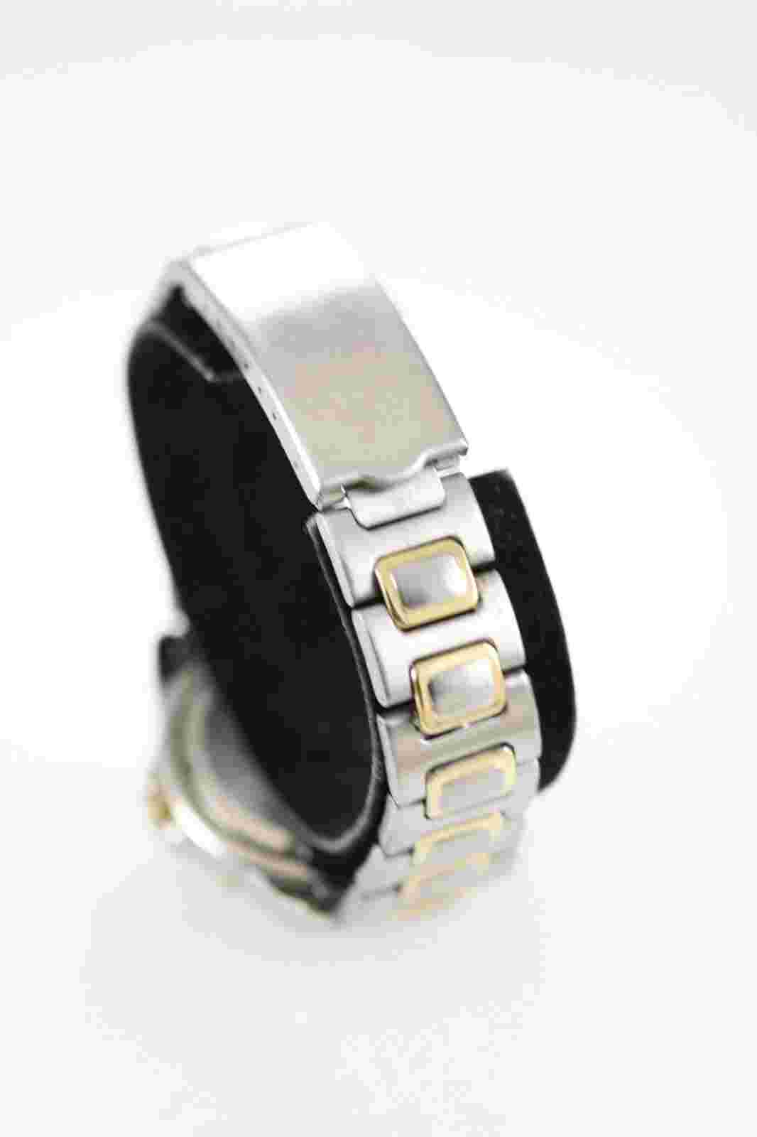 Relic Wet Watch Men Stainless Silver Gold Steel Water Res 50m Batt Green Quartz