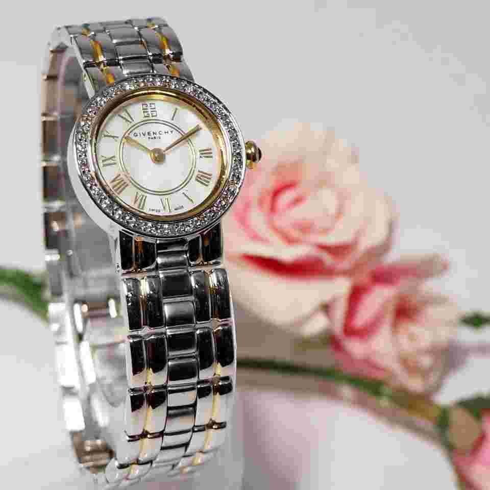 Givenchy Women's Watch Diamond Bezel Quartz Stainless Steel F485