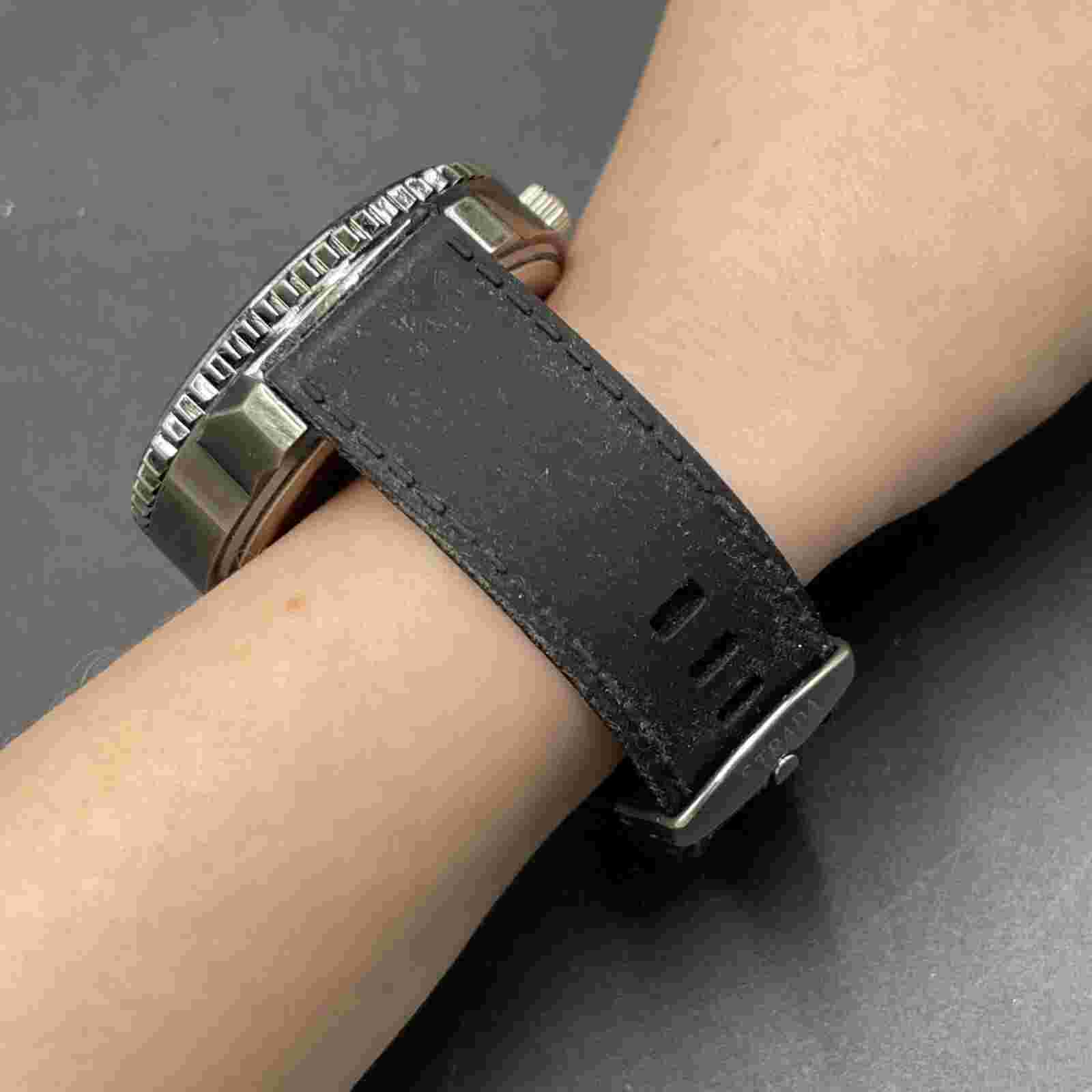 Strada Quartz Watch Brand NEW Black Rubber Band Military Red Dials Oversized