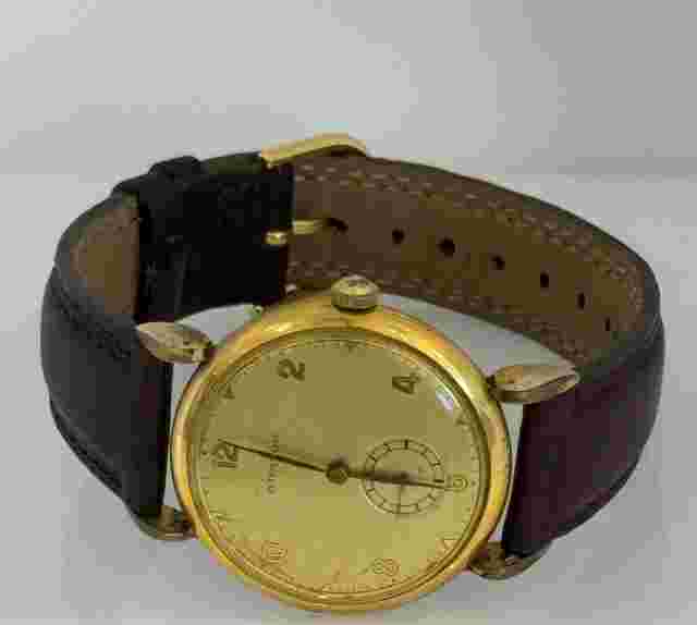 34mm men's WWII era ORATOR Schild & Co good condition military style wristwatch